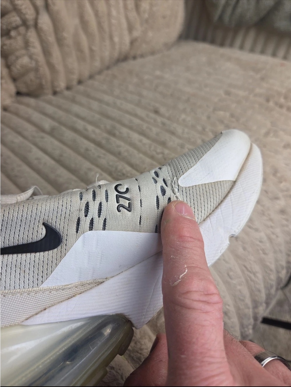 Nike Air Max 270 White Black Low Top Athletic Running Sneakers Men’s Size 9 - Picture 10 of 10